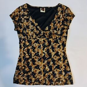 Wrapper Black and Gold Fitted Sequin Blouse